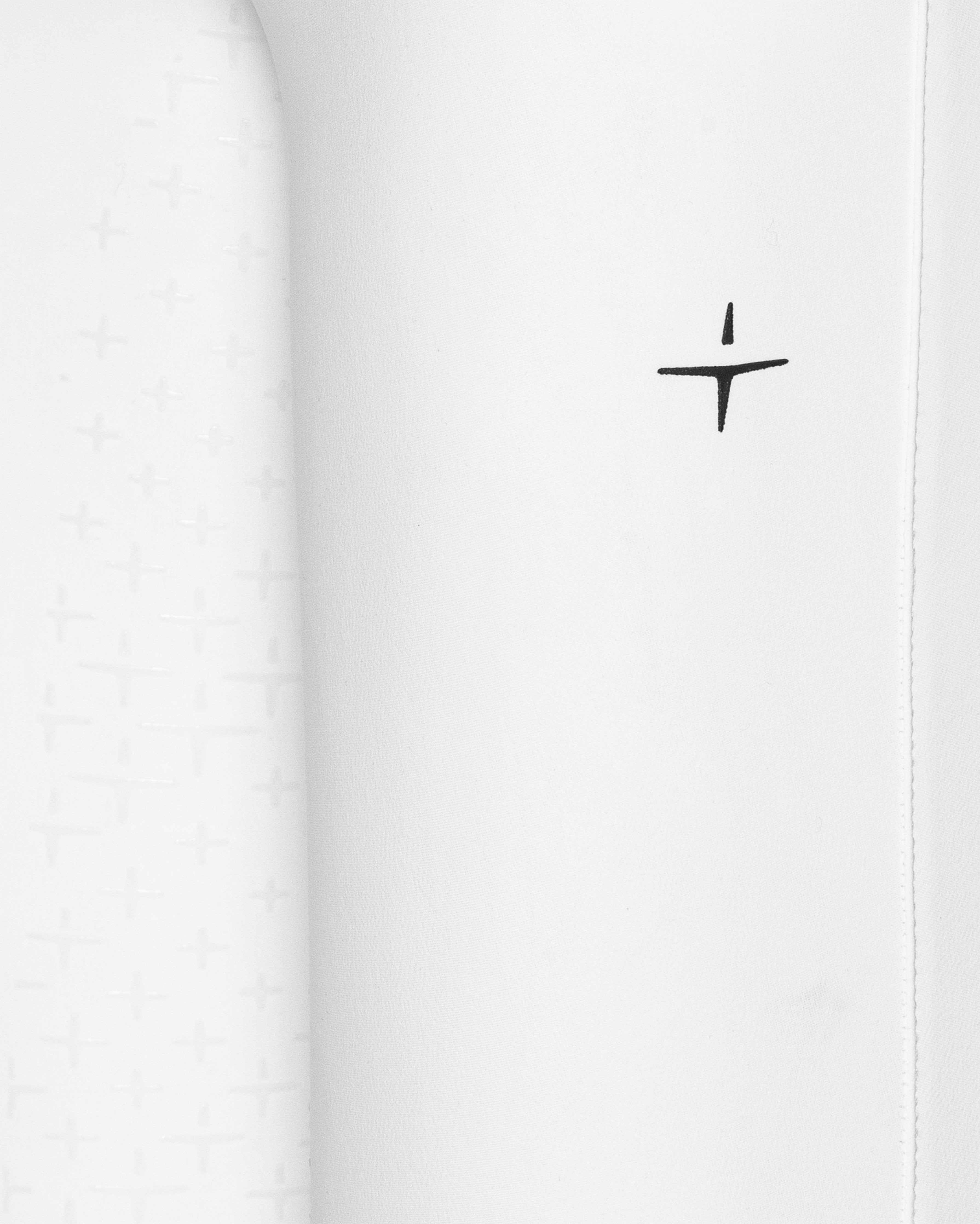 BRG01_FG_JE-WHITE_2.jpg