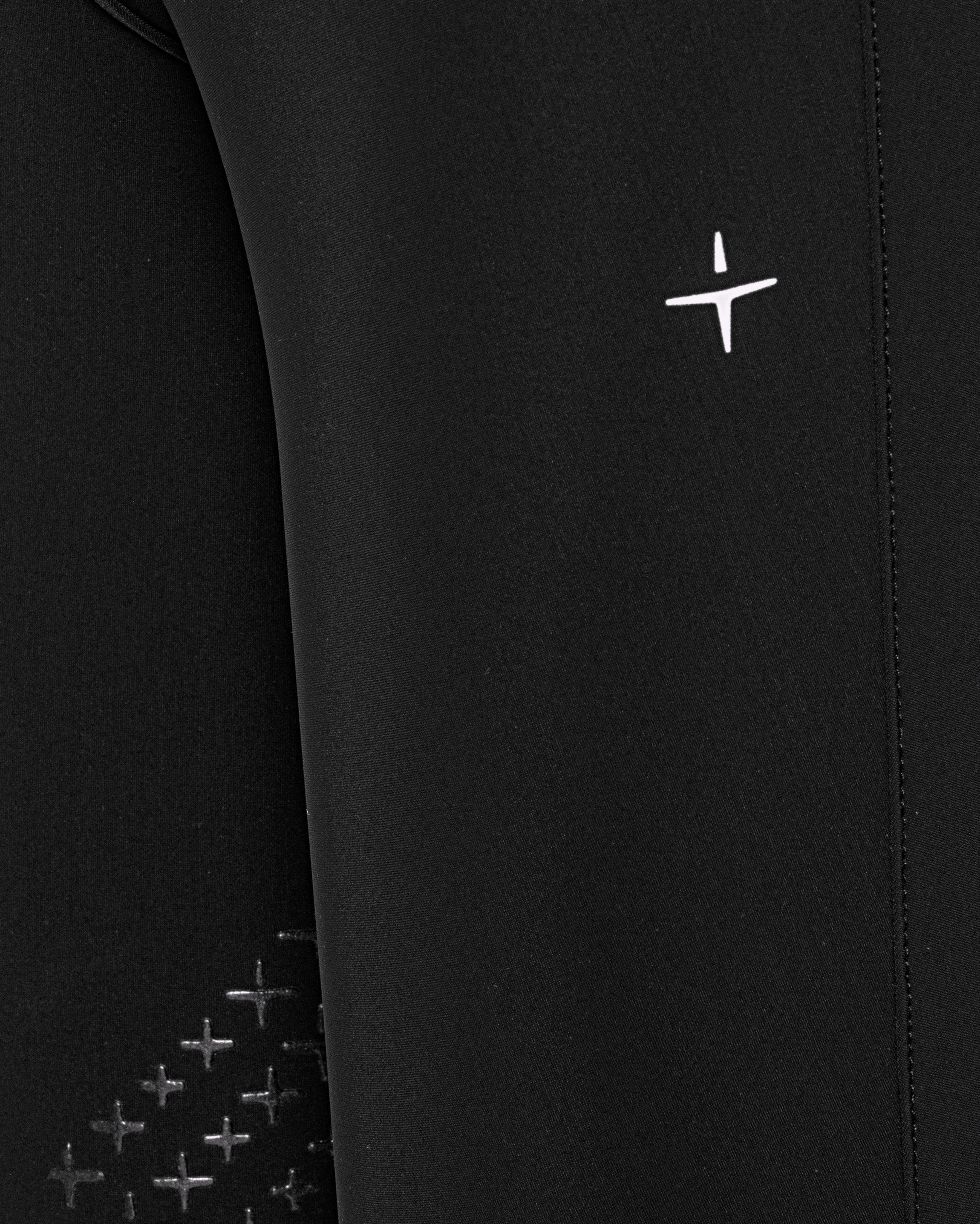 BRW19_KG_JE-BLACK_2.jpg