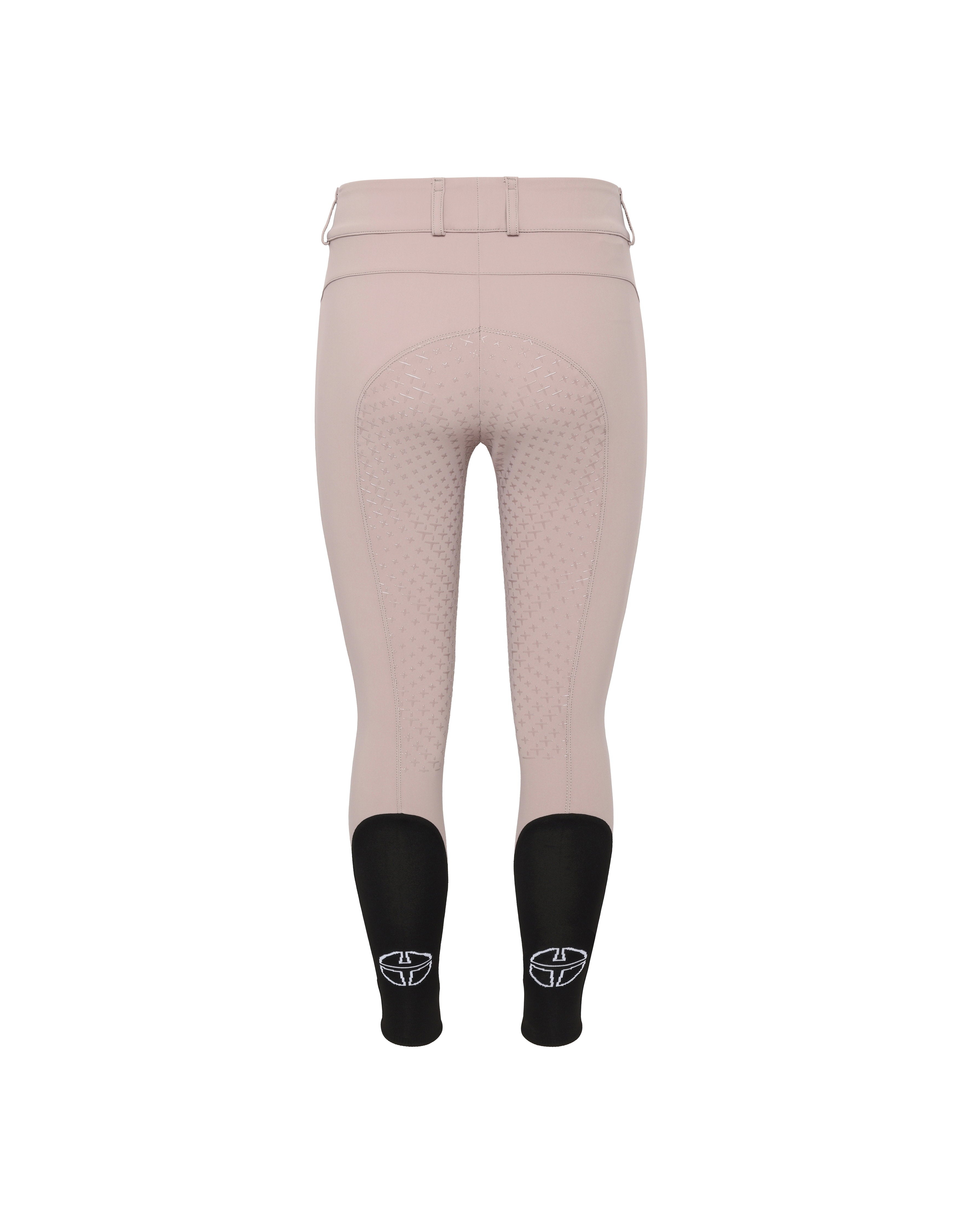 BRW25_FG_JE-FADROSE_2.jpg