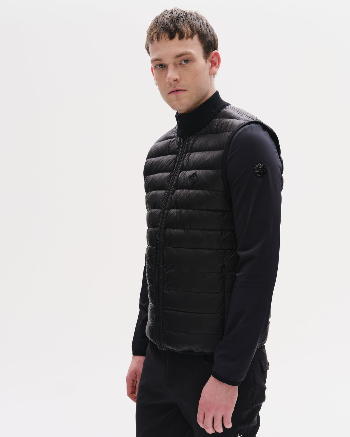 JCM04_NY-BLACK_9.jpg