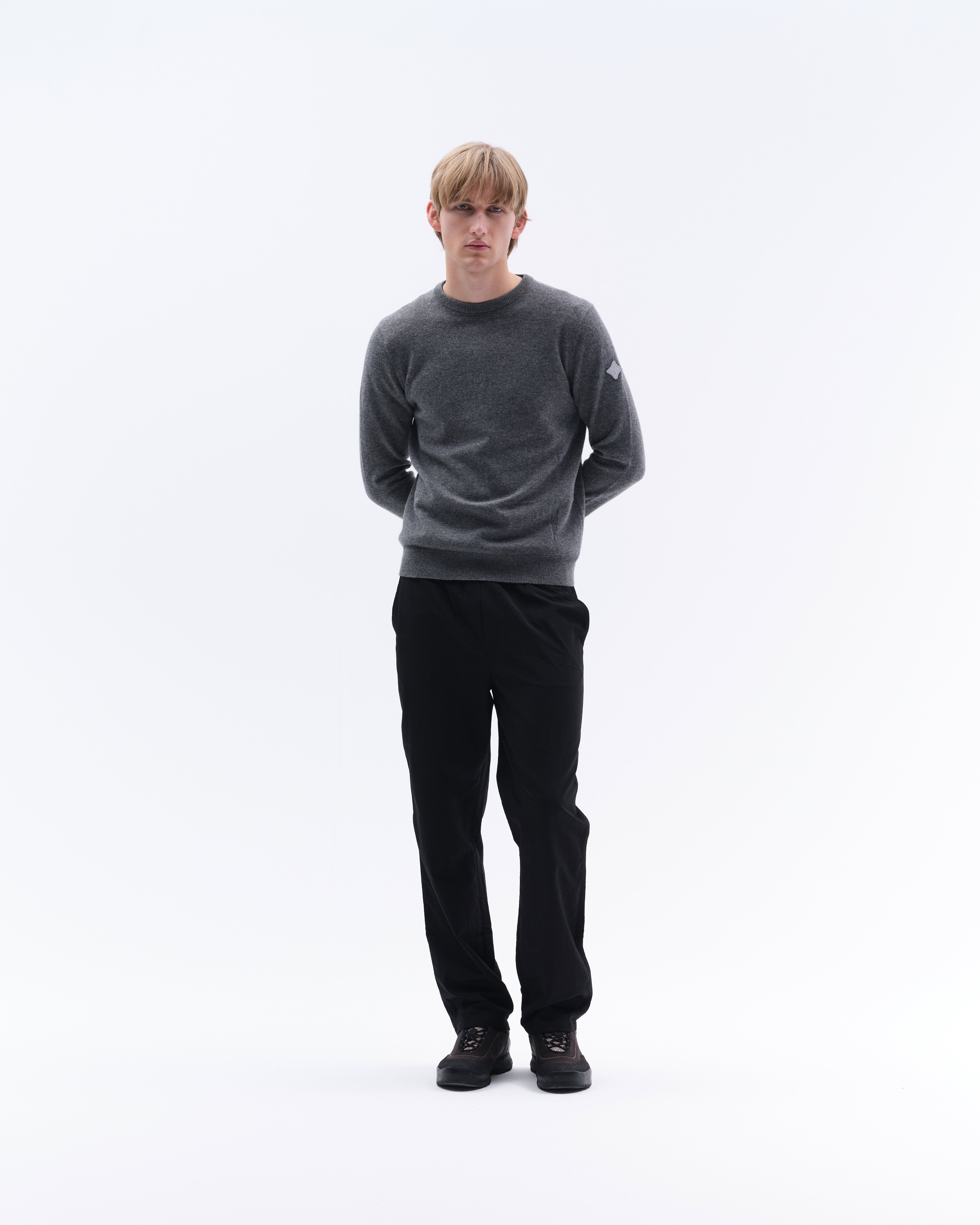 WOM09_CM-GREY_4.jpg