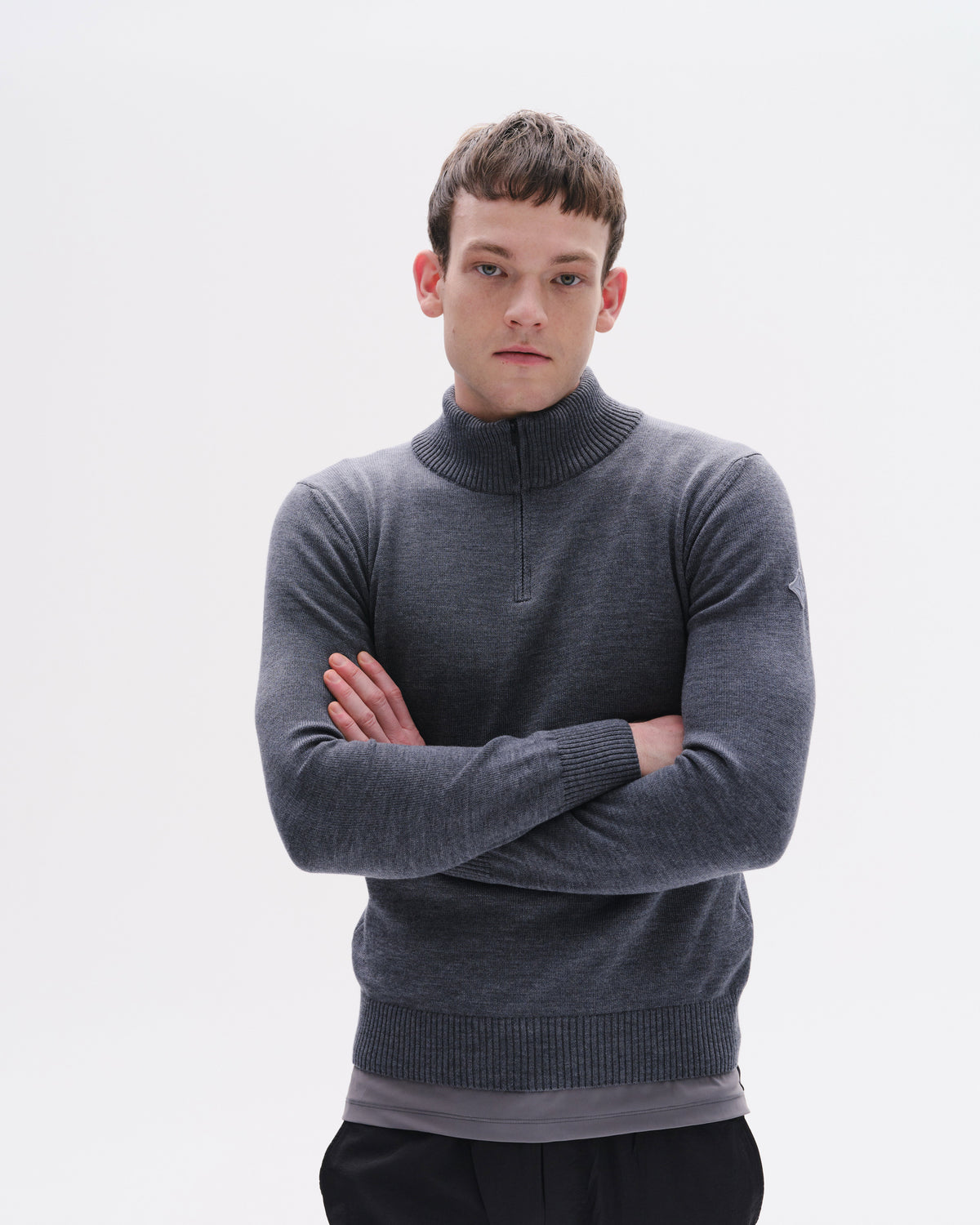 WOM12_KN-GREY_3.jpg