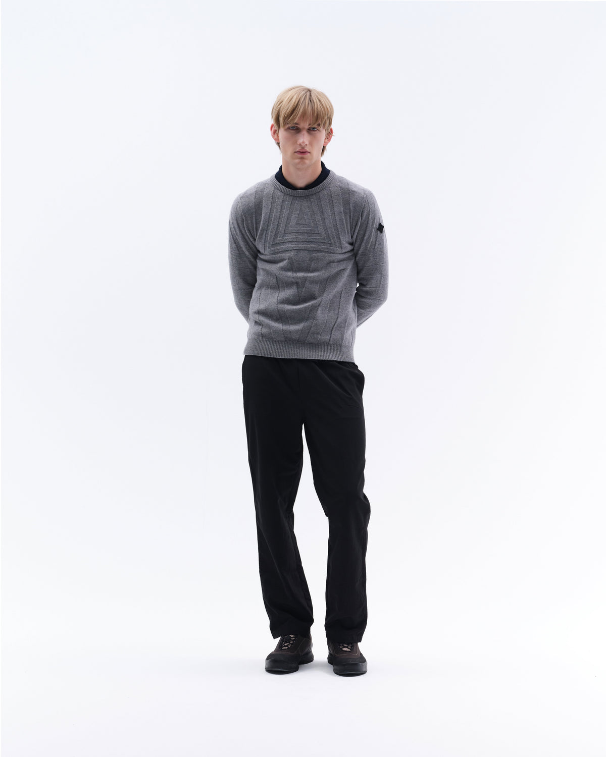 WOU24_KN-GREY_3.jpg