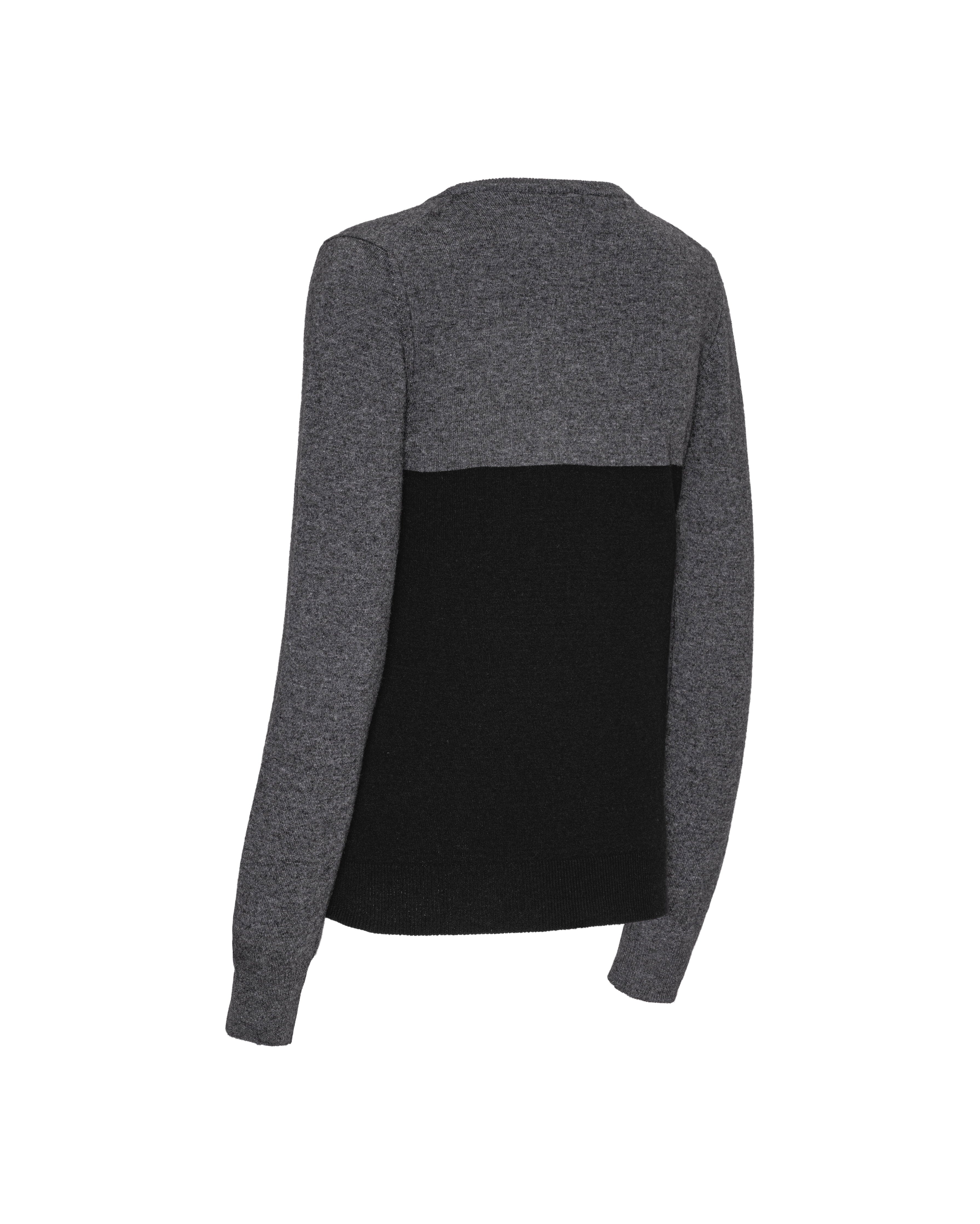 WOW01_WO-BLACK_1.jpg