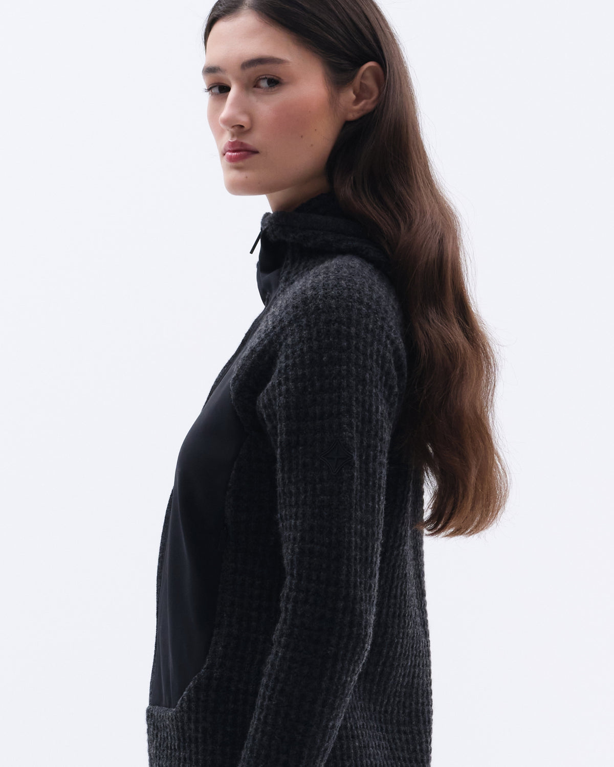 WOW07.2_KN-DARKGREY_7.jpg