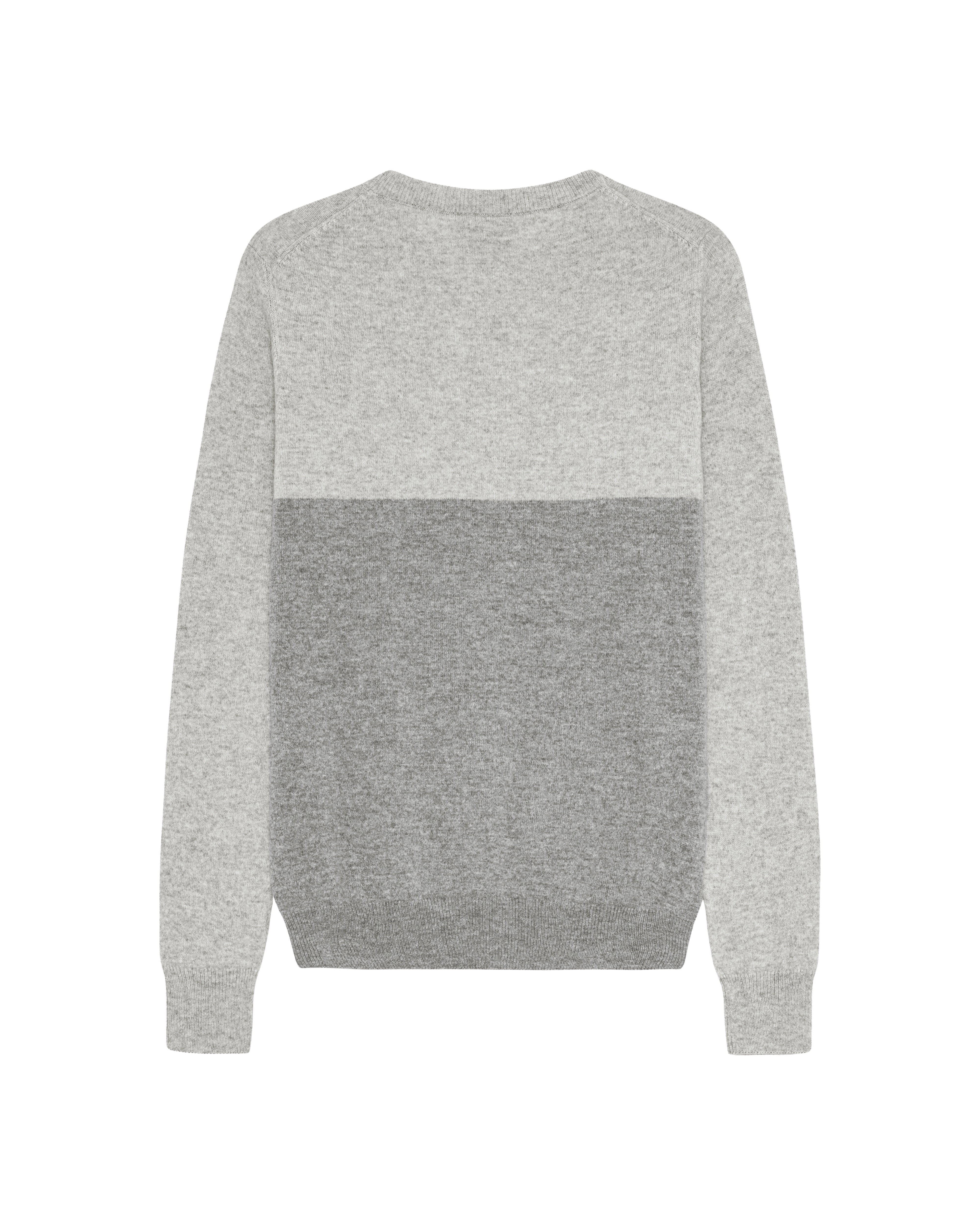 WOW26_KN-GREYGREY_1.jpg