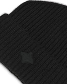 BEA02_KN-BLACK_2.jpg