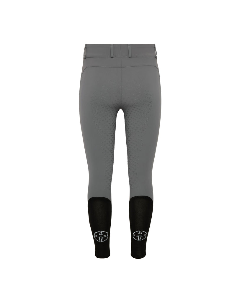 BRW23_FG_JE-STONEGREY_1