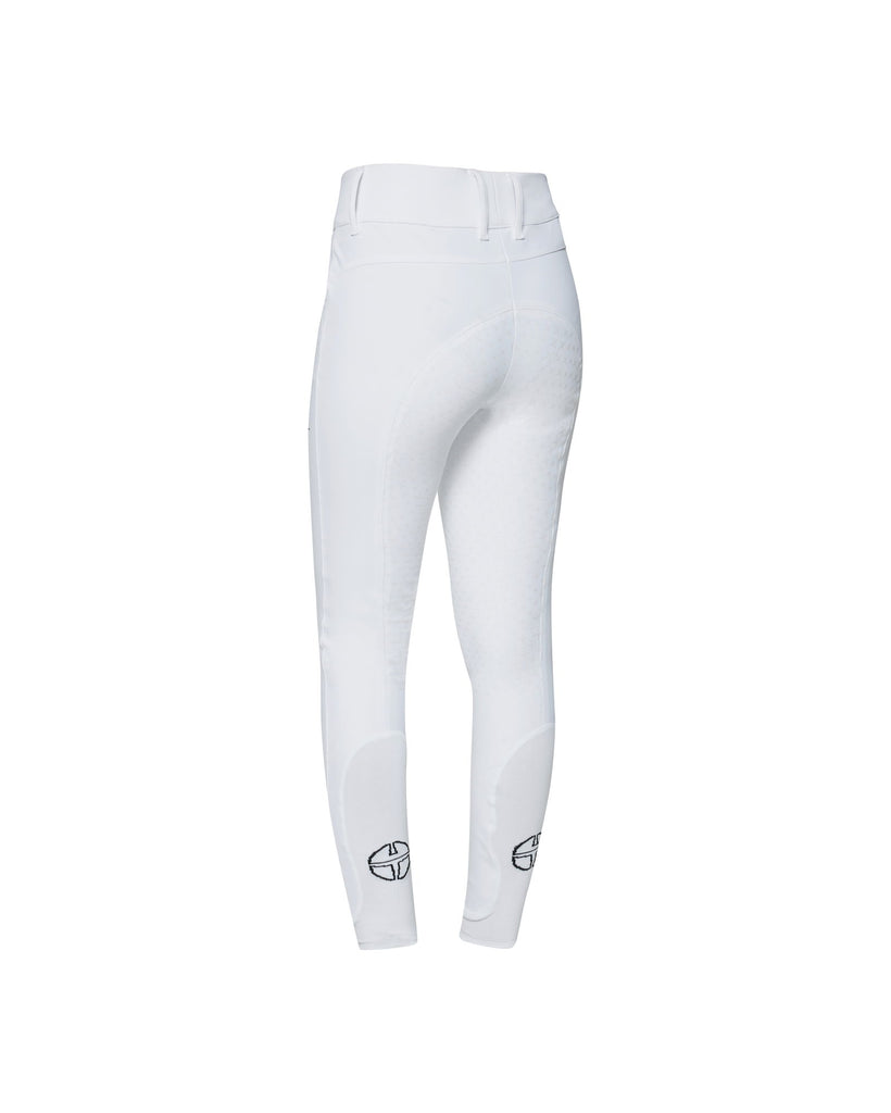 BRW25_FG_JE-WHITE_1