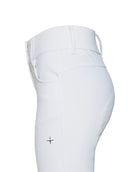 BRW25_FG_JE-WHITE_2.jpg