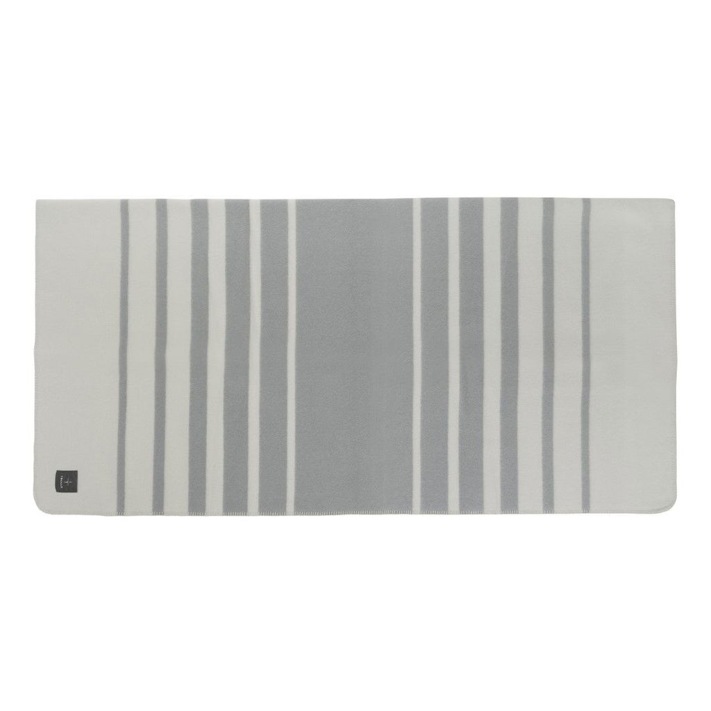 RUH22_WO-GREY_1