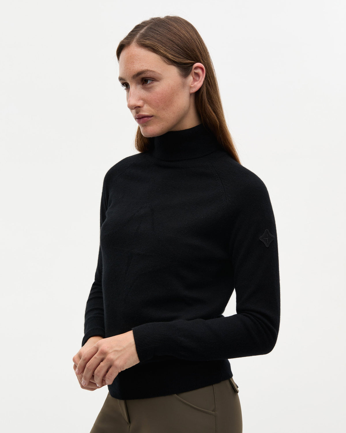 WOW10_CM-BLACK_6.jpg